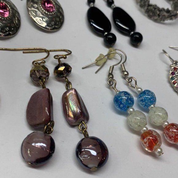 Lot Of 7 Pierced Dangle Drop Earrings - Beaded / Metal Mix - Picture 6 of 12